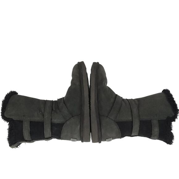 UGG Becket Leather Boots - Picture 5 of 13